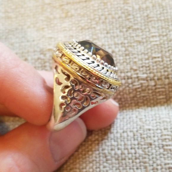 2 Piece Jewelry Bundle with Topaz and Gold Tones - Picture 3 of 4